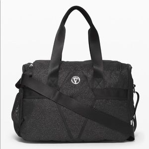 Lululemon Mindful Magic Duffle for girls